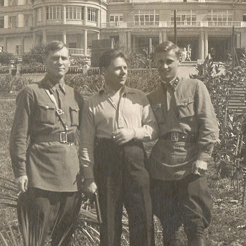 Photo of morale officers of the red army on holiday in Sochi, 1941