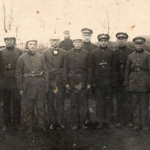 Group photo of Soviet fire