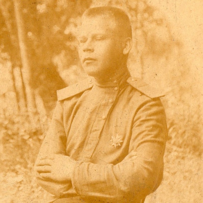 Photo one-armed Sergeant of the Life guards 2nd artillery brigade of the RIA (?)