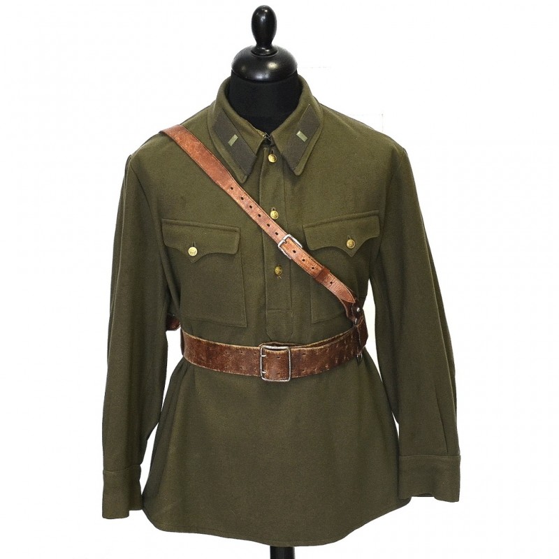 Tunic of captain of infantry of the red army circa 1941