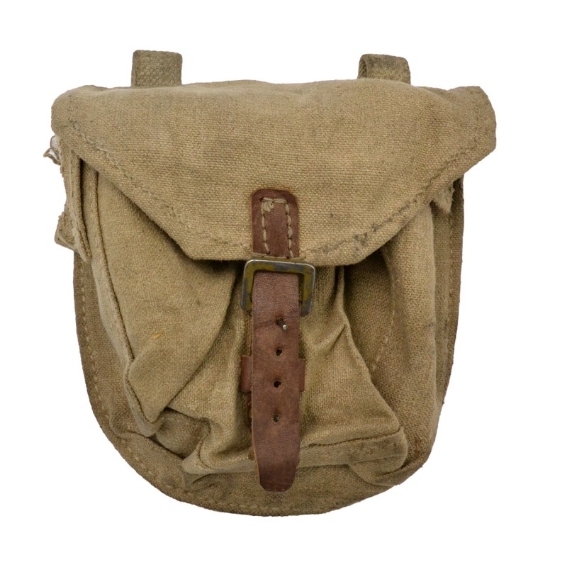 A pouch for a disc for a PPSH-41 submachine gun, military issue