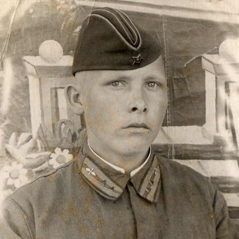 Photo of a sergeant of the Red Army Air Force, 1942