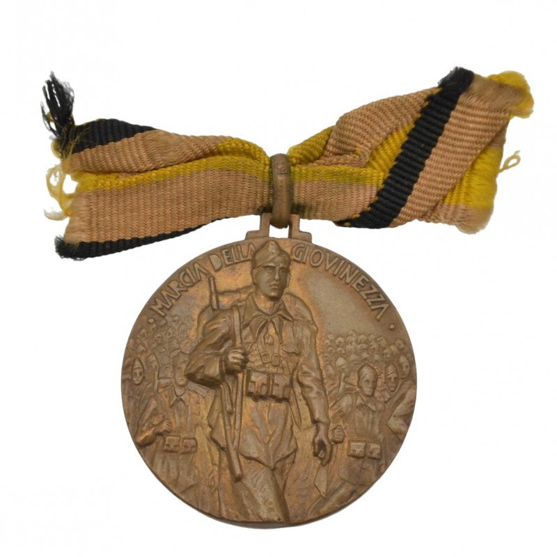 Commemorative medal of the participant of the Youth March in 1940, Italy