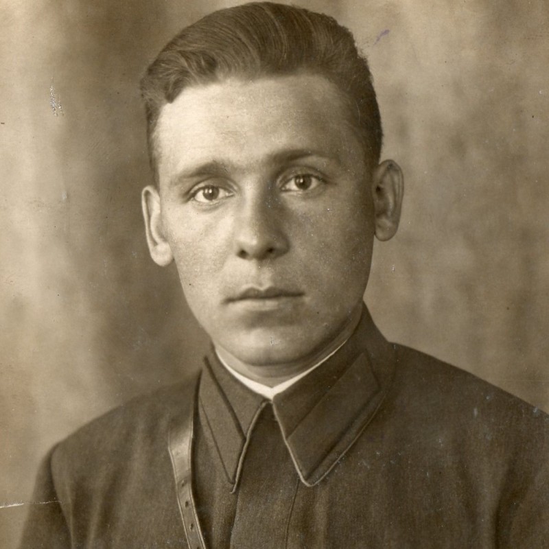 Portrait photo of junior political officer Makarov
