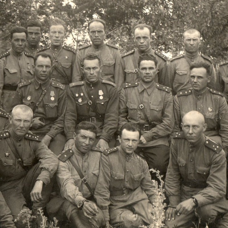Group photo of Red Army officers on the Kursk Bulge, 1943