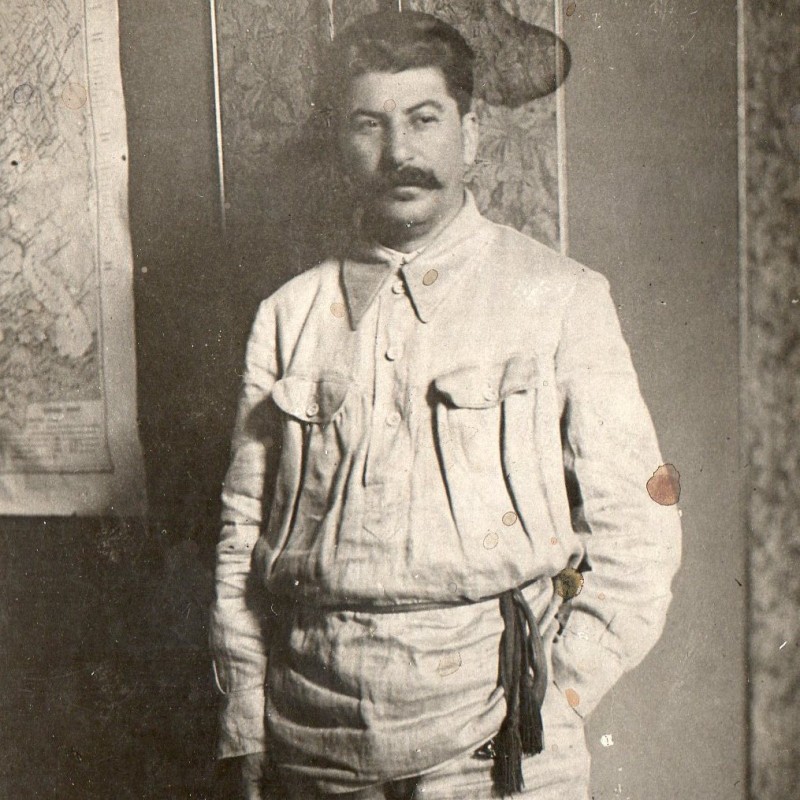 Photo of I.V. Stalin in summer clothes