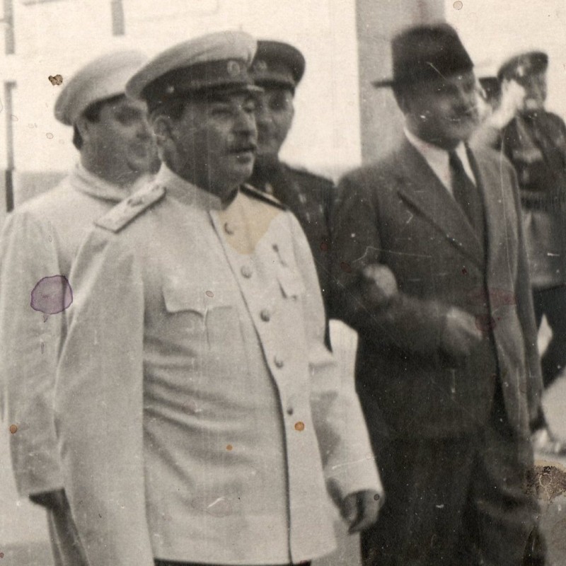 Photos of I.V. Stalin, N. Khrushchev, A. Mikoyan, K. Voroshilov and others during a walk