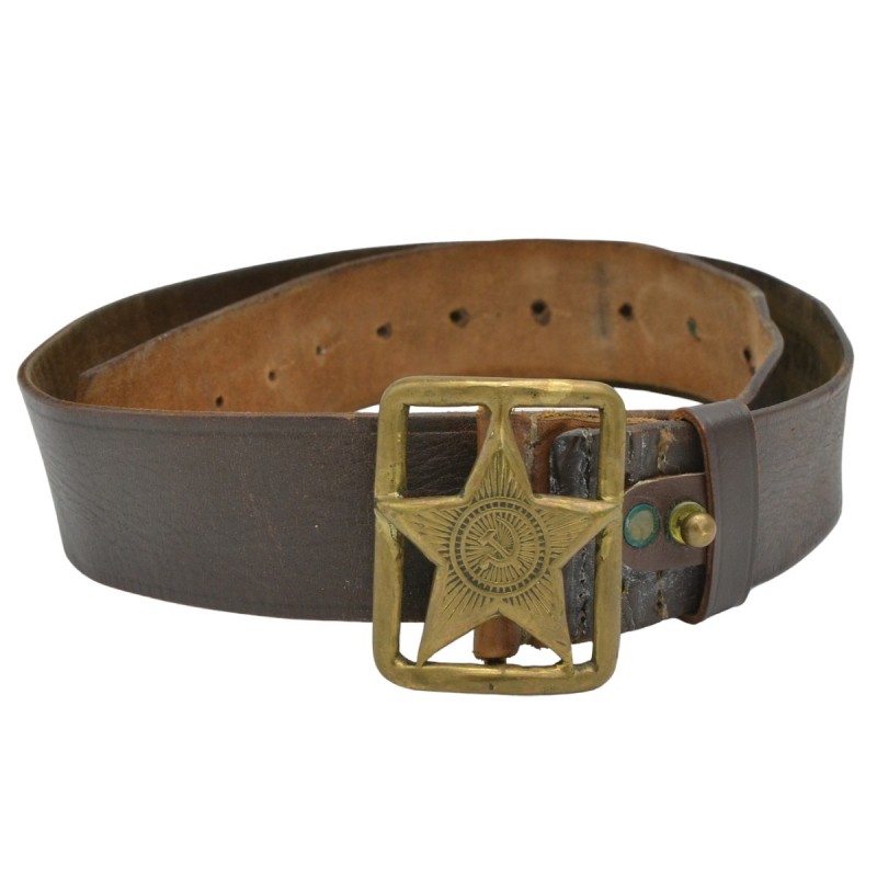 The leather belt of the Red Army commander of the sample of 1935, handicraft production?
