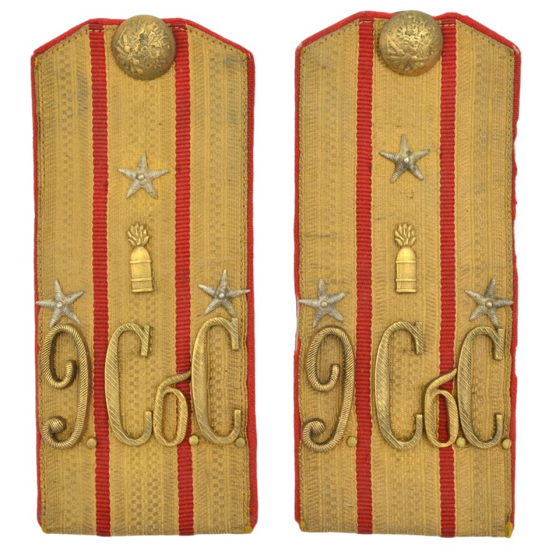 Shoulder straps of the Lieutenant Colonel of the 9th Siberian Rifle Artillery Park